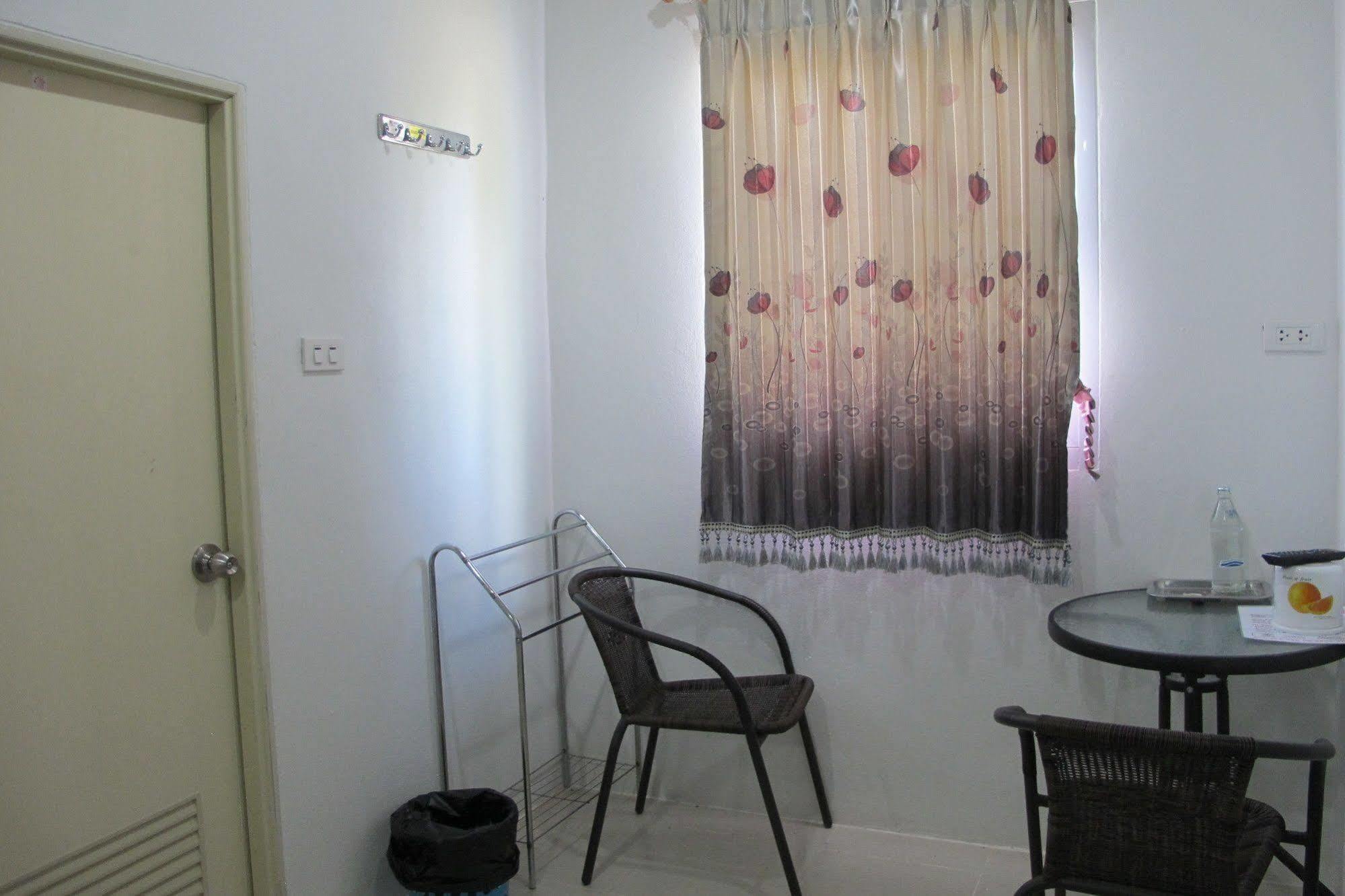 Tongmai Resort Surat Thani Exterior photo