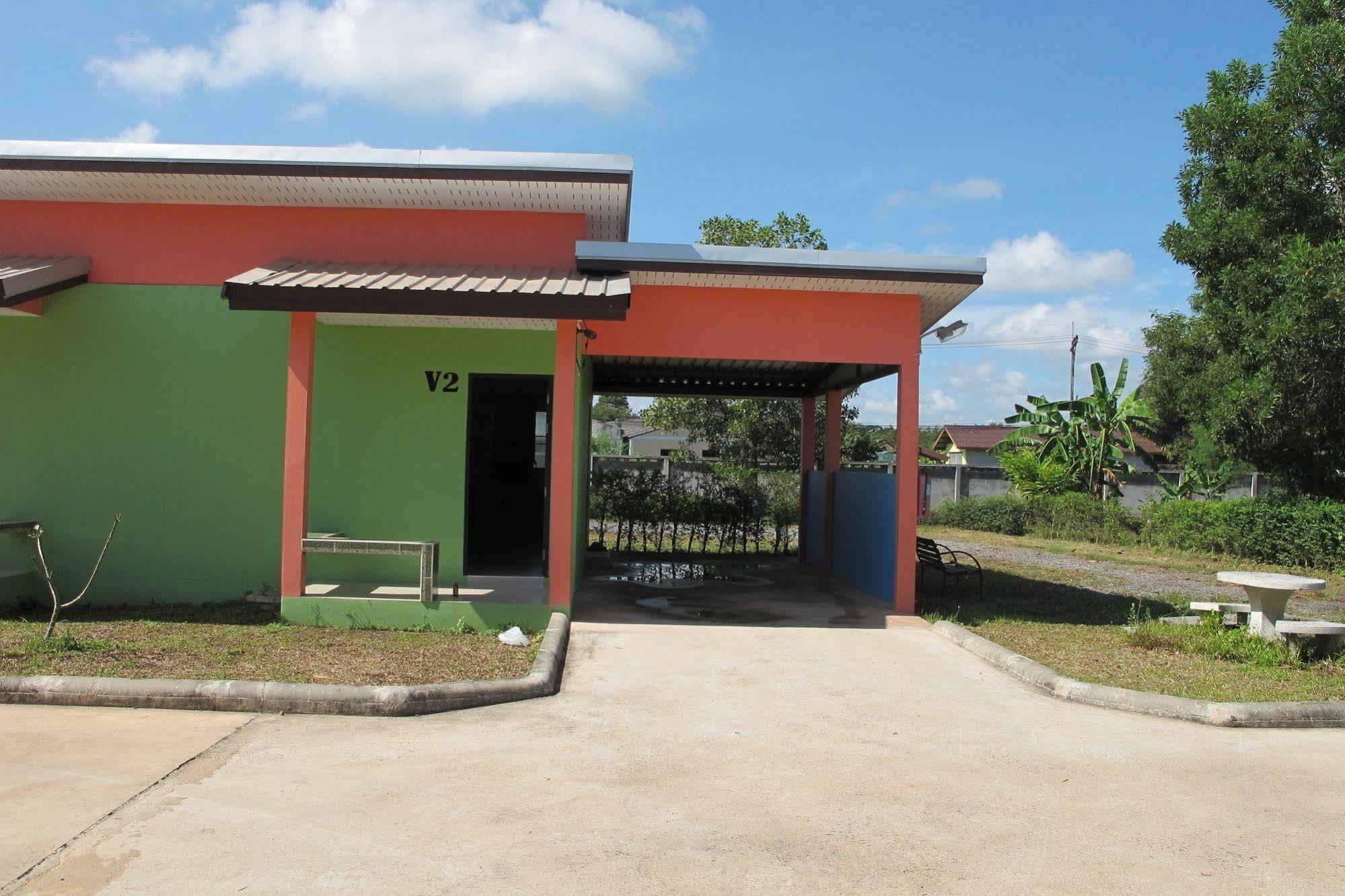 Tongmai Resort Surat Thani Exterior photo