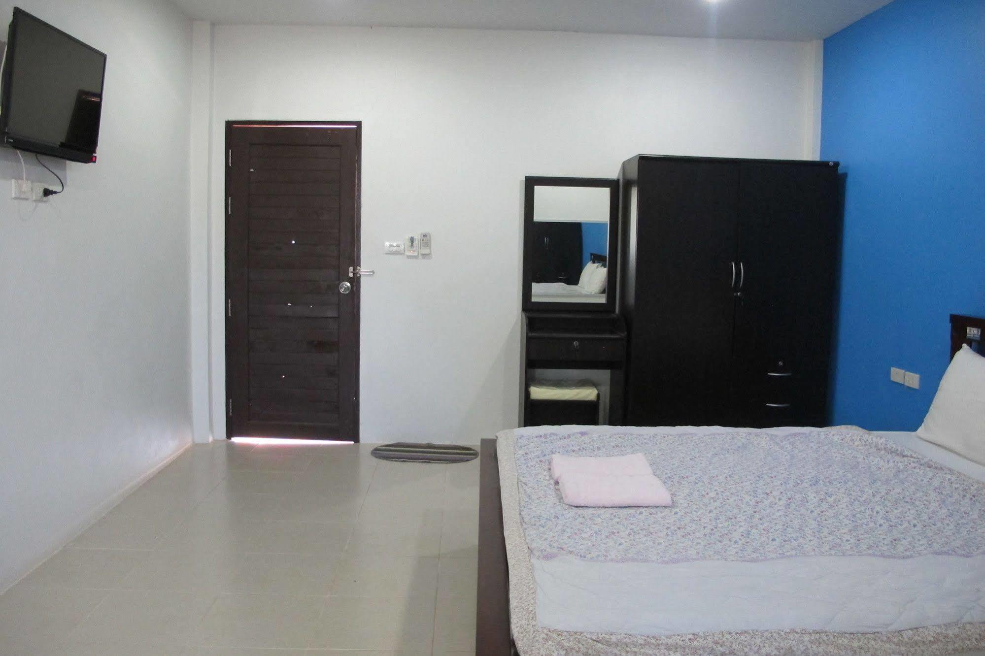Tongmai Resort Surat Thani Exterior photo